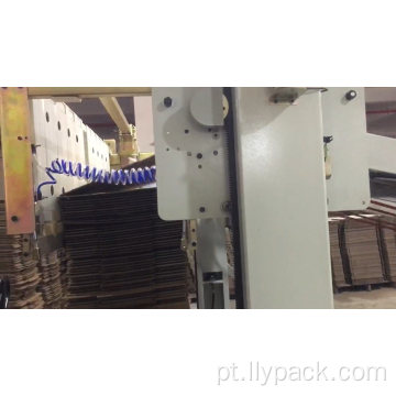 Máquina de corte e vinco rotativa para impressão em 4 cores